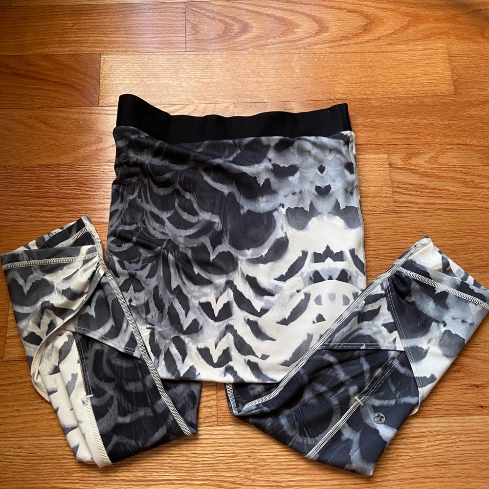 lululemon skirt/legging
